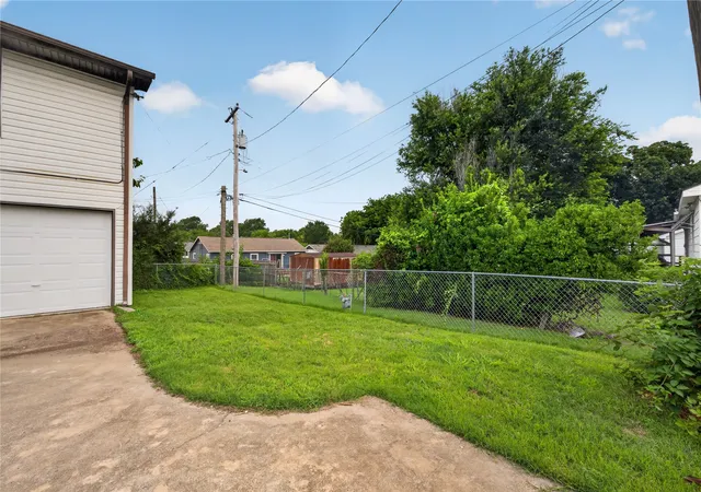 Homes for sale in Tulsa, OK | 5813 E 20th St, Tulsa, OK 74112 | MLS# 2621013