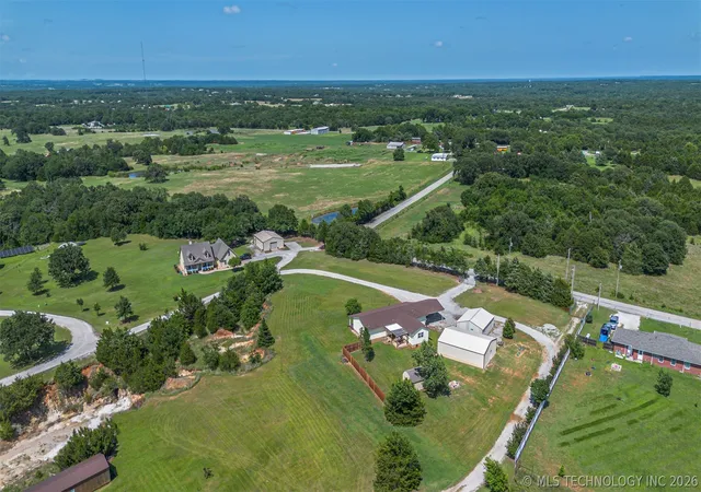 4th image of 713 Pinewood Trails Dr, Ardmore, OK 73401 | MLS# 2614152