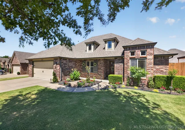 Homes for sale in Glenpool, OK | 14713 S Justin St, Glenpool, OK 74033 | MLS# 2620943