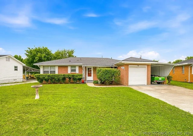 Homes for sale in Ada, OK | 829 W 22nd, Ada, OK 74820 | MLS# 2619610