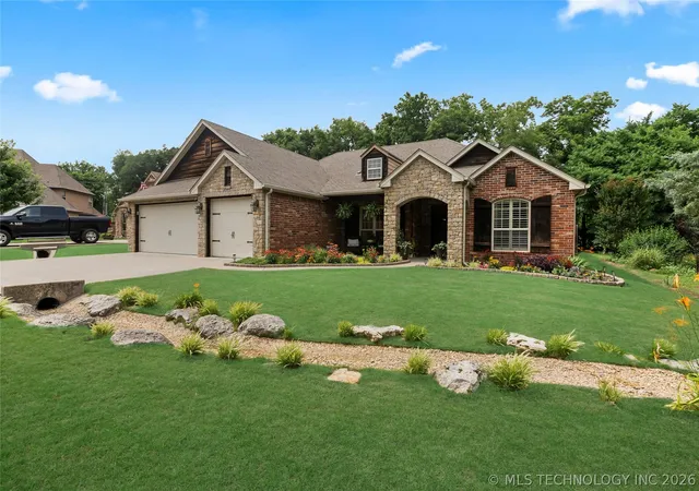 Homes for sale in Glenpool, OK | 830 W 145th St S, Glenpool, OK 74033 | MLS# 2619771