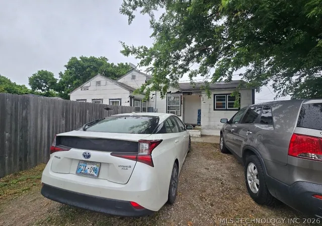 Photo 2 of Sale Pending at 4604 Tuxedo, Bartlesville, OK 74006 | MLS# 2620878 | Listing updated on 2026-08-20