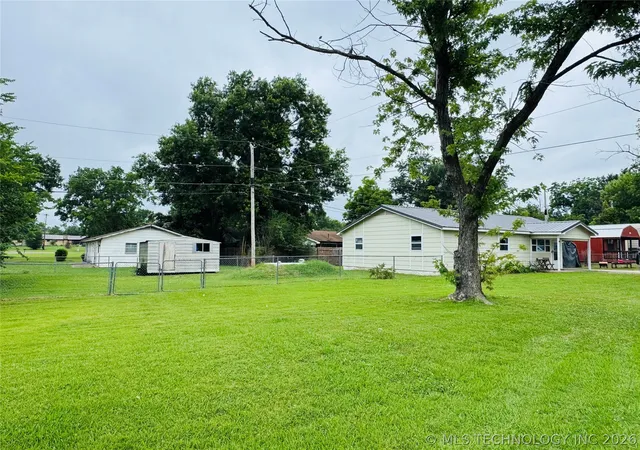 Homes for sale in Wilburton, OK | 307 Nw 6th, Wilburton, OK 74578 | MLS# 2621102