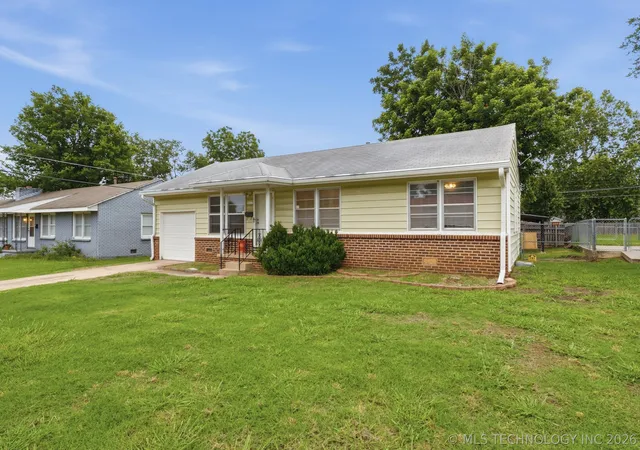 Homes for sale in Sapulpa, OK | 1917 S Scott St, Sapulpa, OK 74066 | MLS# 2621070