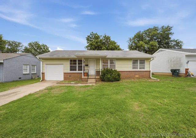 Homes for sale in Sapulpa, OK | 1917 S Scott St, Sapulpa, OK 74066 | MLS# 2621070