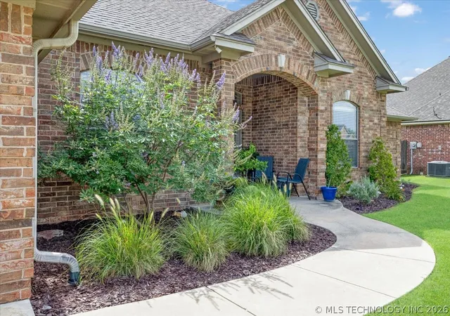 Photo 3 of Sale Pending at 1114 Beretta, Durant, OK 74701 | MLS# 2621115 | Listing updated on 2026-10-06