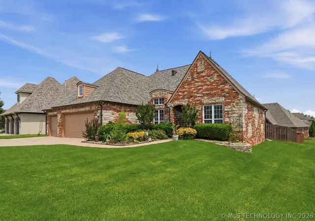 Photo 2 of Sale Pending at 327 E 123rd Court S, Jenks, OK 74037 | MLS# 2620579 | Listing updated on 2026-08-20