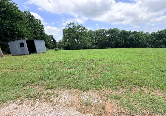 Homes for sale in Henryetta, OK | 10305 Mesquite Rd, Henryetta, OK 74437 | MLS# 2621171