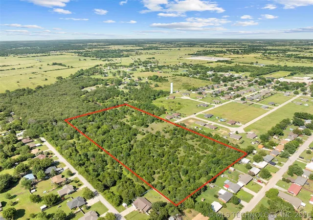 Homes for sale in Lone Grove, OK | 0 Evergreen St, Lone Grove, OK 73443 | MLS# 2621174