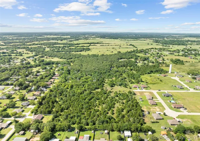 Homes for sale in Lone Grove, OK | 0 Evergreen St, Lone Grove, OK 73443 | MLS# 2621174