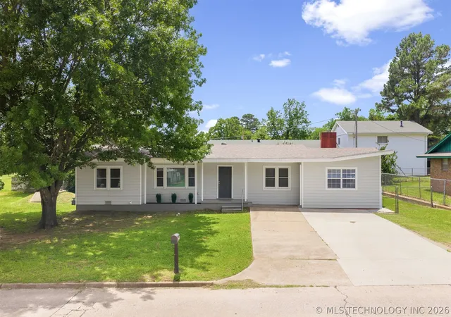 1st image of 1103 University Blvd, Durant, OK 74701 | MLS# 2620758