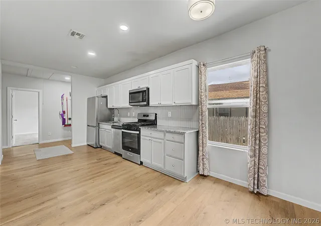 Photo 4 of Single family home for sale at 510 S 39th West Ave, Tulsa, OK 74127 | MLS# 2621167 | Listing updated on 2026-07-17