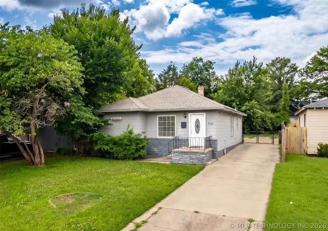Homes for sale in Tulsa, OK | 1332 S Knoxville Ave, Tulsa, OK 74112 | MLS# 2621010