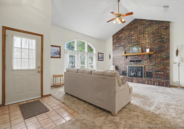 Homes for sale in Owasso, OK | 12502 E 77Th Pl, Owasso, OK 74055 | MLS# 2621224