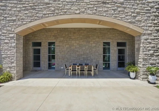 Photo 4 of Single family home for sale at 526 N Adams St S, Jenks, OK 74037 | MLS# 2621210 | Listing updated on 2026-06-17