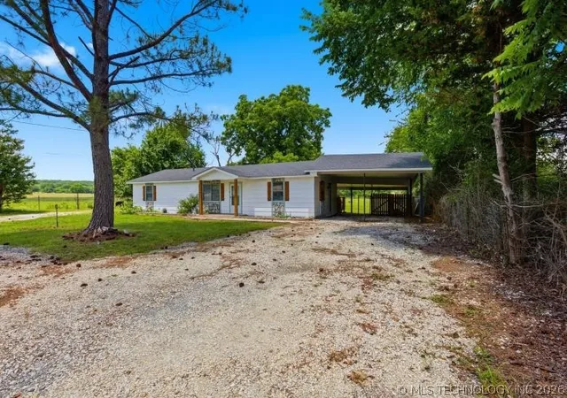 Homes for sale in Ada, OK | 15760 County Road 1590, Ada, OK 74820 | MLS# 2621272