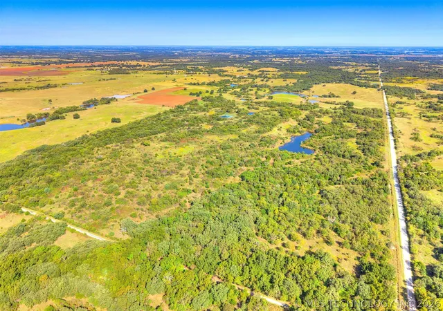 5th image of 14 N County Rd, Pauls Valley, OK 73075 | MLS# 2621288