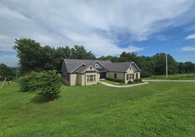 32nd image of 1715 W Blue Starr Dr, Claremore, OK 74017 | MLS# 2621301