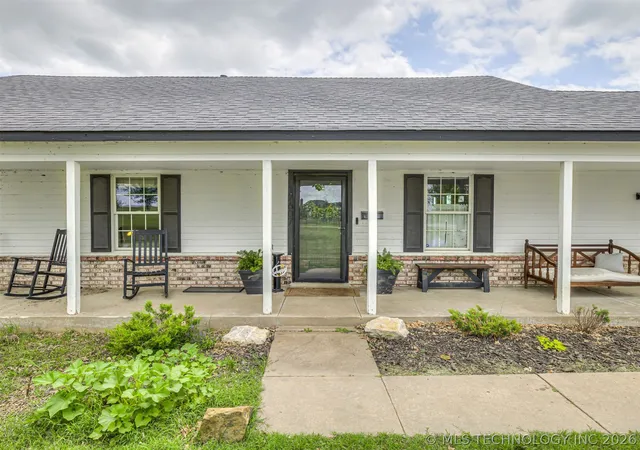 Homes for sale in Skiatook, OK | 17607 N Louisville Ave, Skiatook, OK 74070 | MLS# 2621243