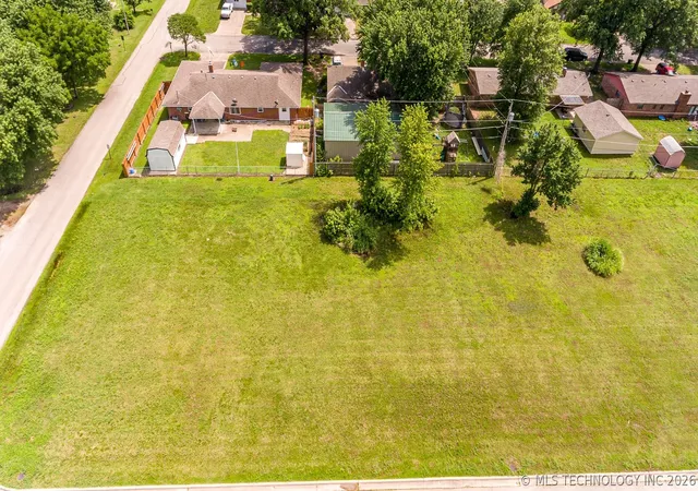 Homes for sale in Dewey, OK | 414 W 7Th St, Dewey, OK 74029 | MLS# 2621423