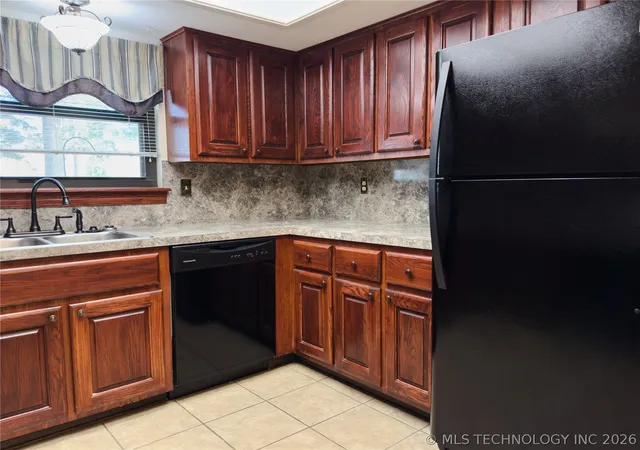 Photo 5 of Condo for sale at 15919 E 131st Street S #1, Broken Arrow, OK 74011 | MLS# 2620703 | Listing updated on 2026-08-23