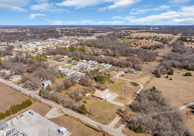 Photo 34 of Sale Pending at 39 Melody Ln, Lone Grove, OK 73443 | MLS# 2621442 | Listing updated on 2026-09-28