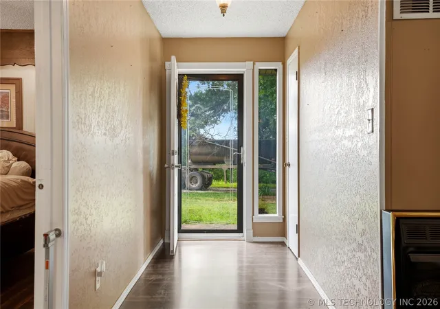 Photo 5 of Single family home for sale at 20355 S 85th Street E, Webbers Falls, OK 74470 | MLS# 2621145 | Listing updated on 2026-08-20