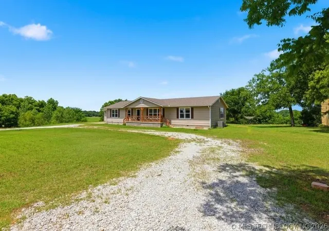 Homes for sale in Ada, OK | 11780 County Road 1560, Ada, OK 74820 | MLS# 2621449