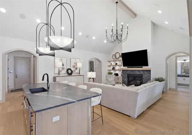 Photo 4 of Single family home for sale at 12011 S Vandalia Ave, Tulsa, OK 74137 | MLS# 2621094 | Listing updated on 2026-08-20