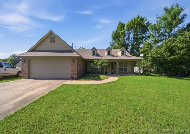 Homes for sale in Skiatook, OK | 4750 W 4th St, Skiatook, OK 74070 | MLS# 2619480