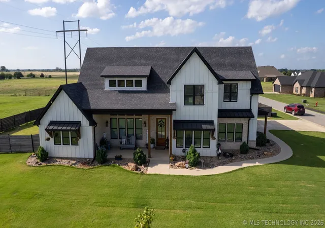 Homes for sale in Calera, OK | 19 Conner Wy, Calera, OK 74730 | MLS# 2621472