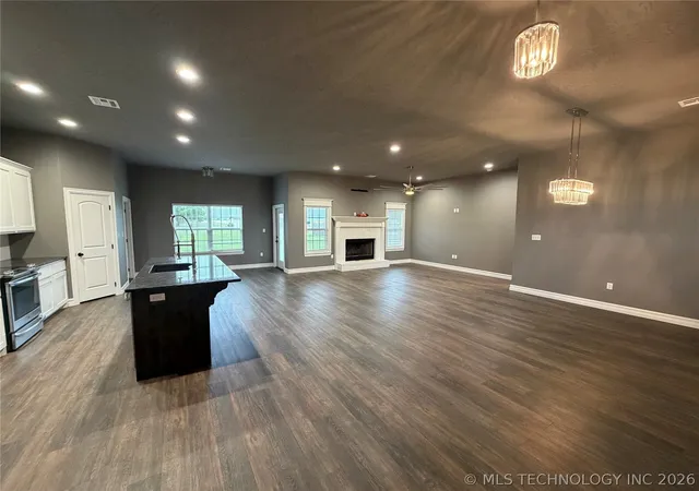 Photo 3 of Single family home for sale at 73 E 498 Circle, Pryor, OK 74361 | MLS# 2621481 | Listing updated on 2026-08-20