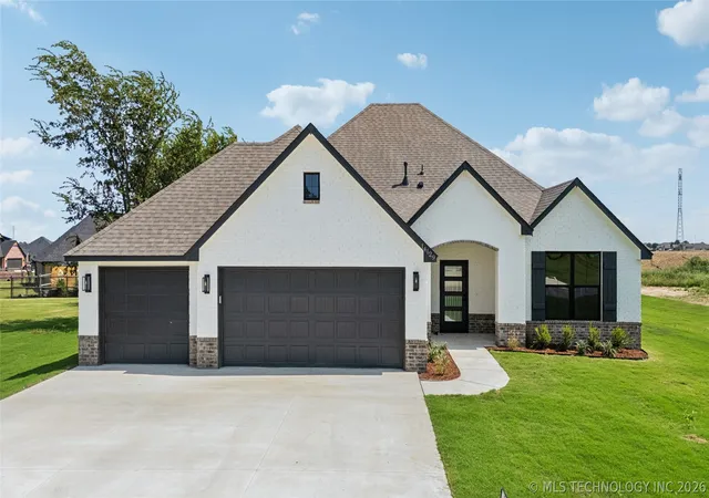 Homes for sale in Collinsville, OK | 14129 N 54th Eastavenue, Collinsville, OK 74021 | MLS# 2620055