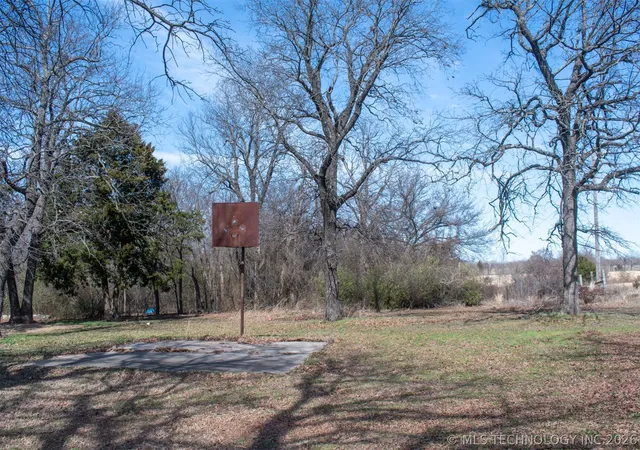 Homes for sale in Stigler, OK | 10174 N Sandridge, Stigler, OK 74462 | MLS# 2621523