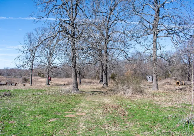 Homes for sale in Stigler, OK | 10174 N Sandridge, Stigler, OK 74462 | MLS# 2621523
