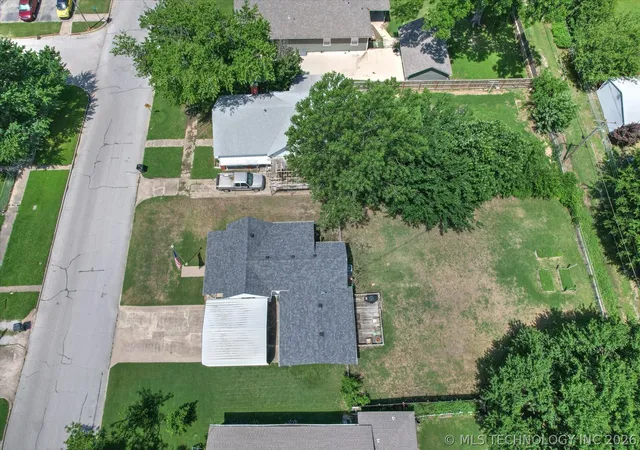 Homes for sale in Sapulpa, OK | 121 W Cleveland Ave, Sapulpa, OK 74066 | MLS# 2621555
