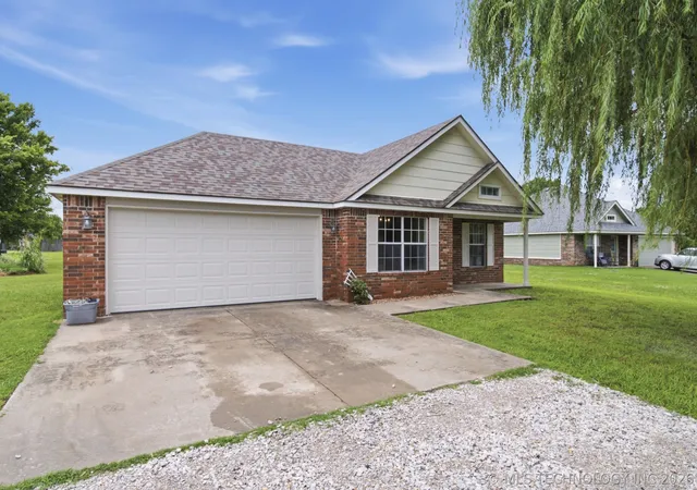 Homes for sale in Claremore, OK | 21052 S Shiloh Rd, Claremore, OK 74019 | MLS# 2620643