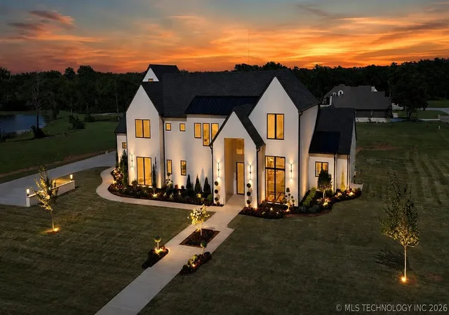 Photo 2 of Single family home for sale at 10989 S 218th Eastavenue, Broken Arrow, OK 74014 | MLS# 2621590 | Listing updated on 2026-09-28