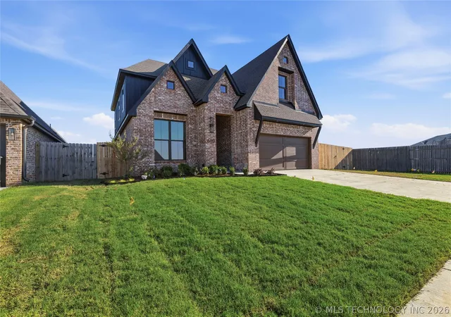 Photo 2 of Single family home for sale at 610 E 149th Street S, Glenpool, OK 74033 | MLS# 2621613 | Listing updated on 2026-08-20