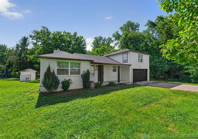 Photo 3 of Sale Pending at 6112 N Yale Ave, Tulsa, OK 74117 | MLS# 2621631 | Listing updated on 2026-09-29