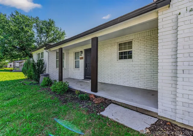 Photo 4 of Sale Pending at 6112 N Yale Ave, Tulsa, OK 74117 | MLS# 2621631 | Listing updated on 2026-09-29