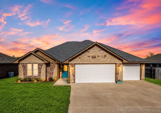 Homes for sale in Stillwater, OK | 1702 W 21st, Stillwater, OK 74074 | MLS# 2621623