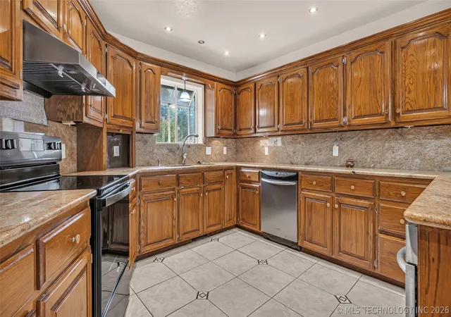 5th image of 2800 Ridgeway, Ardmore, OK 73401 | MLS# 2621657