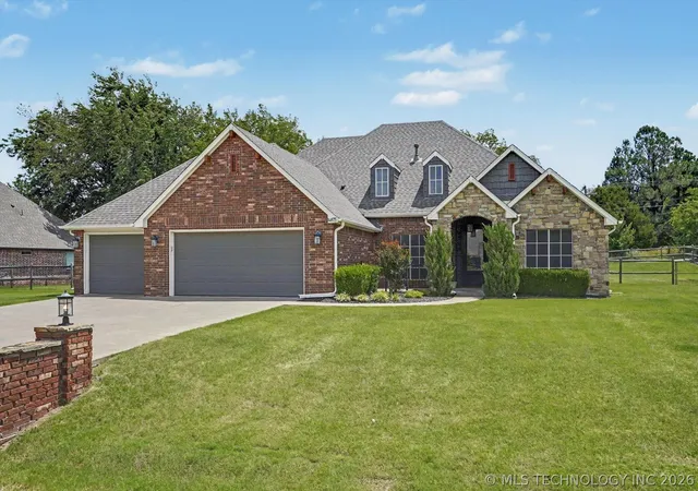Homes for sale in Collinsville, OK | 14875 N 148Th Eastavenue, Collinsville, OK 74021 | MLS# 2621649