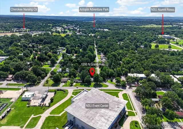 Homes for sale in Tahlequah, OK | 1200 N Grand Ave, Tahlequah, OK 74464 | MLS# 2621729