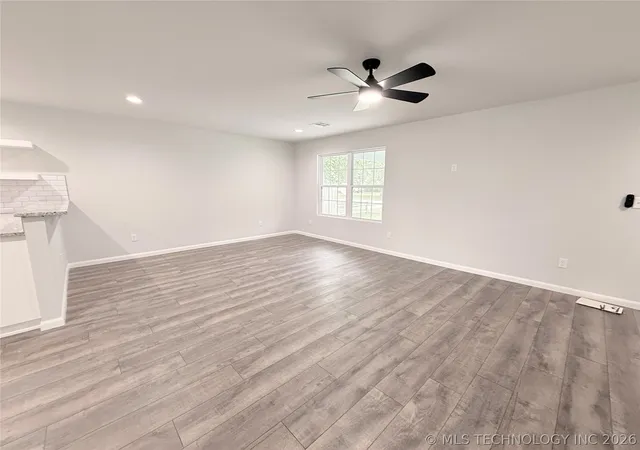 4th image of 510 Nw 1St St, Checotah, OK 74426 | MLS# 2621750