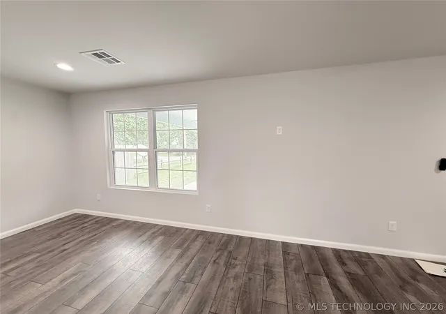 5th image of 510 Nw 1St St, Checotah, OK 74426 | MLS# 2621750