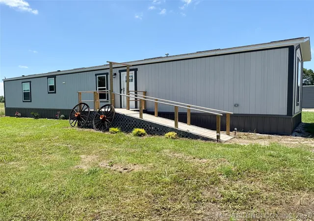 2nd image of 12081 Oktaha Rd, Oktaha, OK 74450 | MLS# 2621711