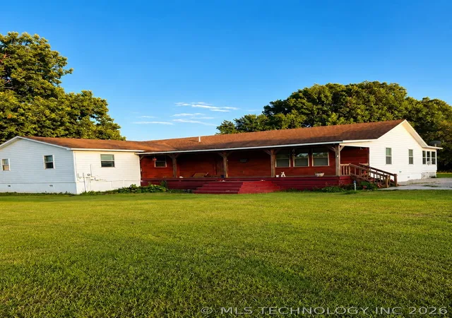 3rd image of 233 S Curtis St, Nowata, OK 74048 | MLS# 2621142