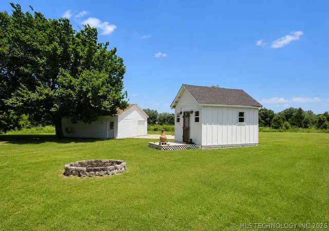 44th image of 233 S Curtis St, Nowata, OK 74048 | MLS# 2621142
